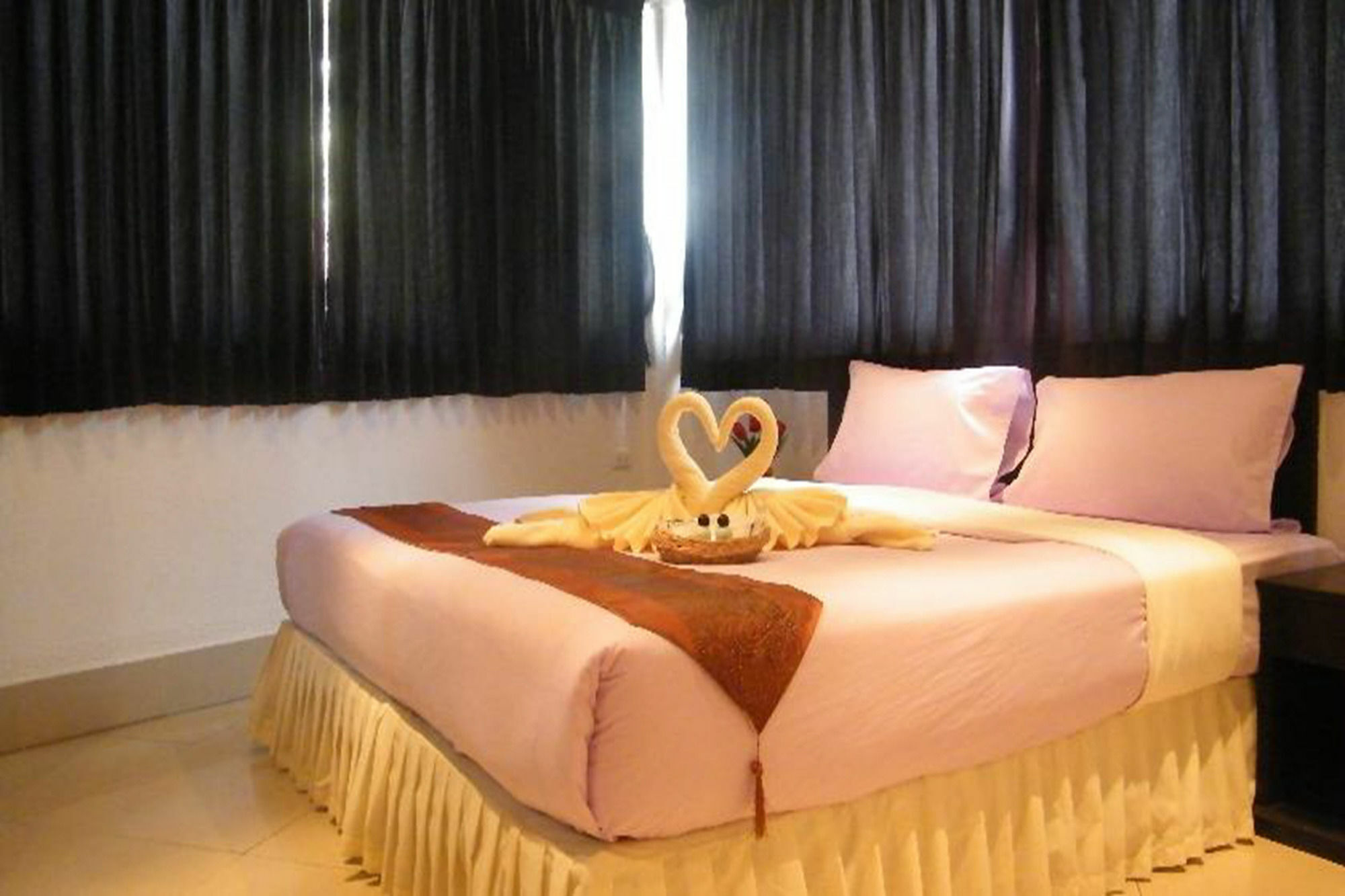 Oyo 835 Koh Chang Luxury Hotel Exterior foto